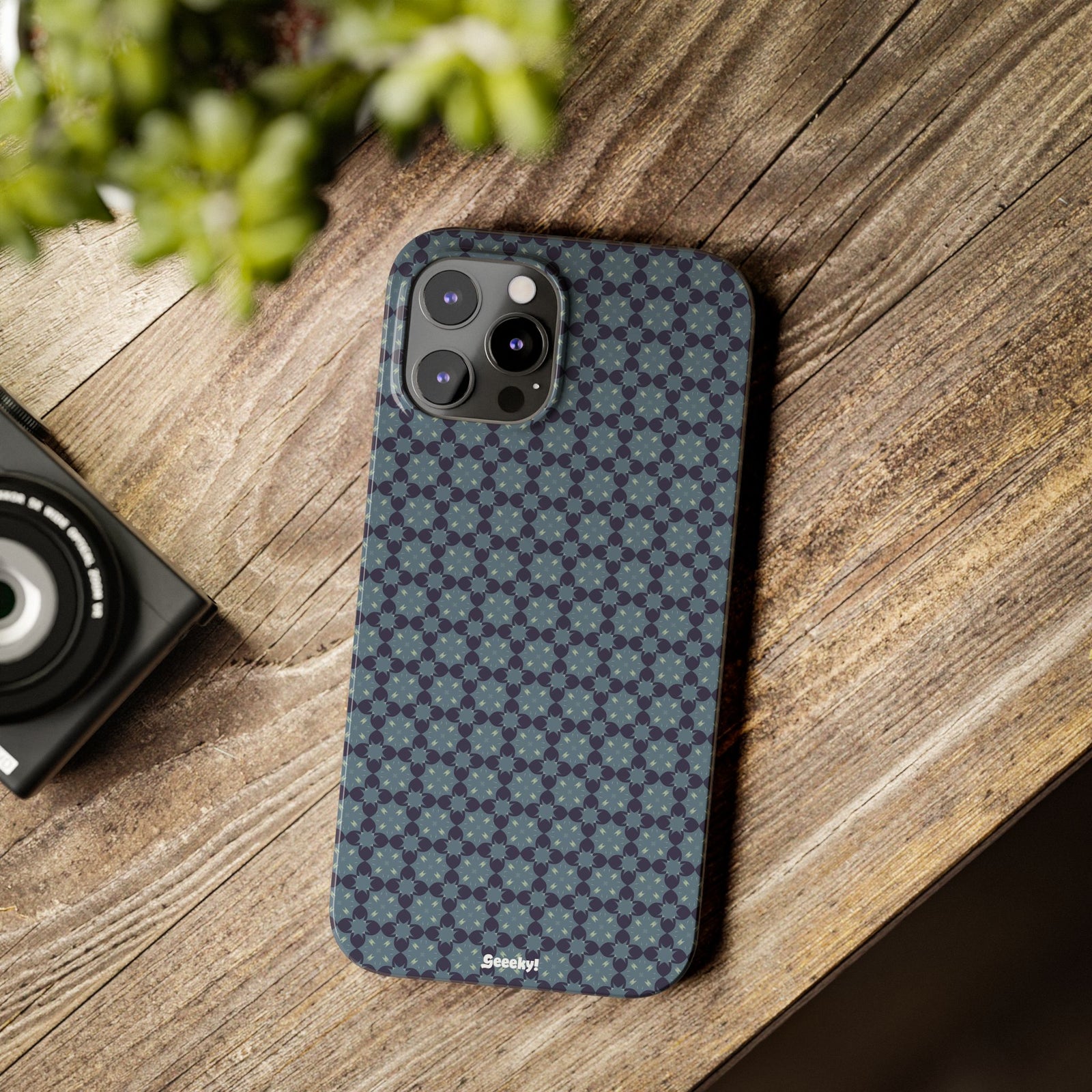 Blue Geometric Bliss – Slim iPhone Case